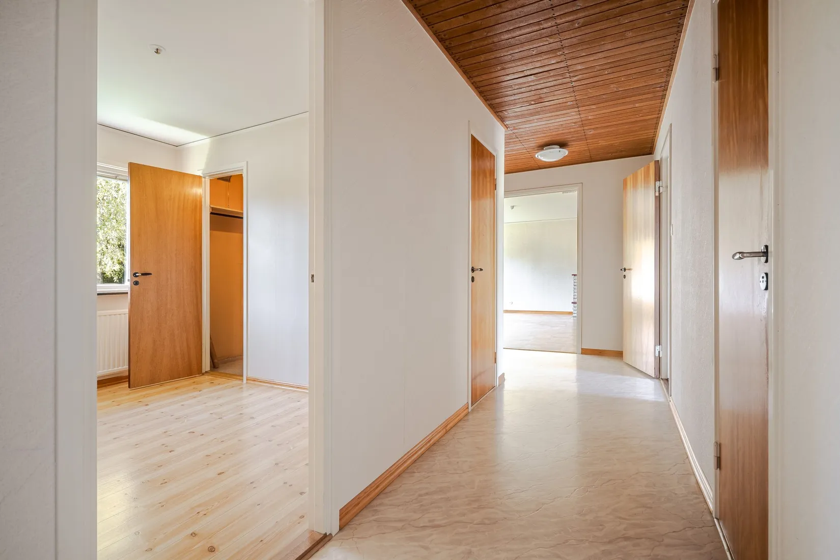 Villa, Trastvägen 8, Lindås, Emmaboda