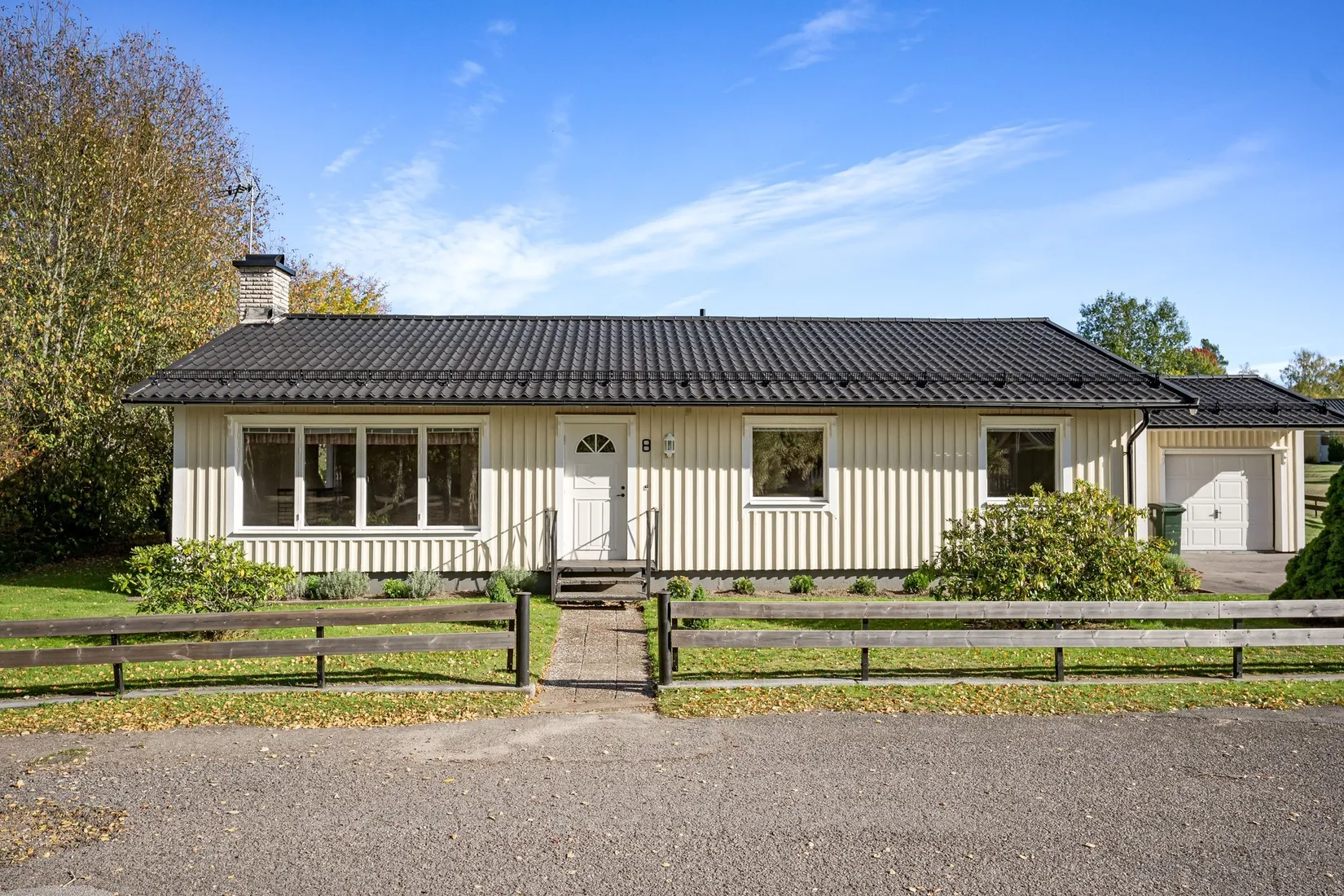 Villa, Trastvägen 8, Lindås, Emmaboda