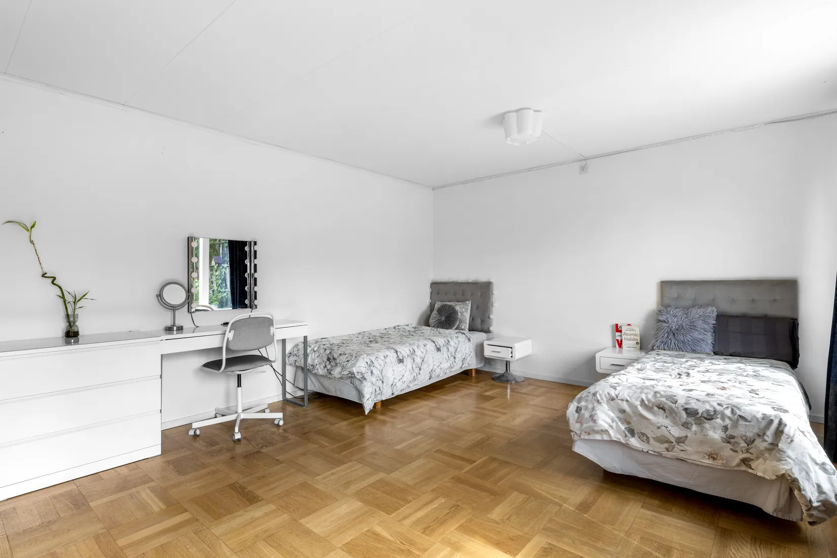 Radhus, Lärkstigen 3, Salem