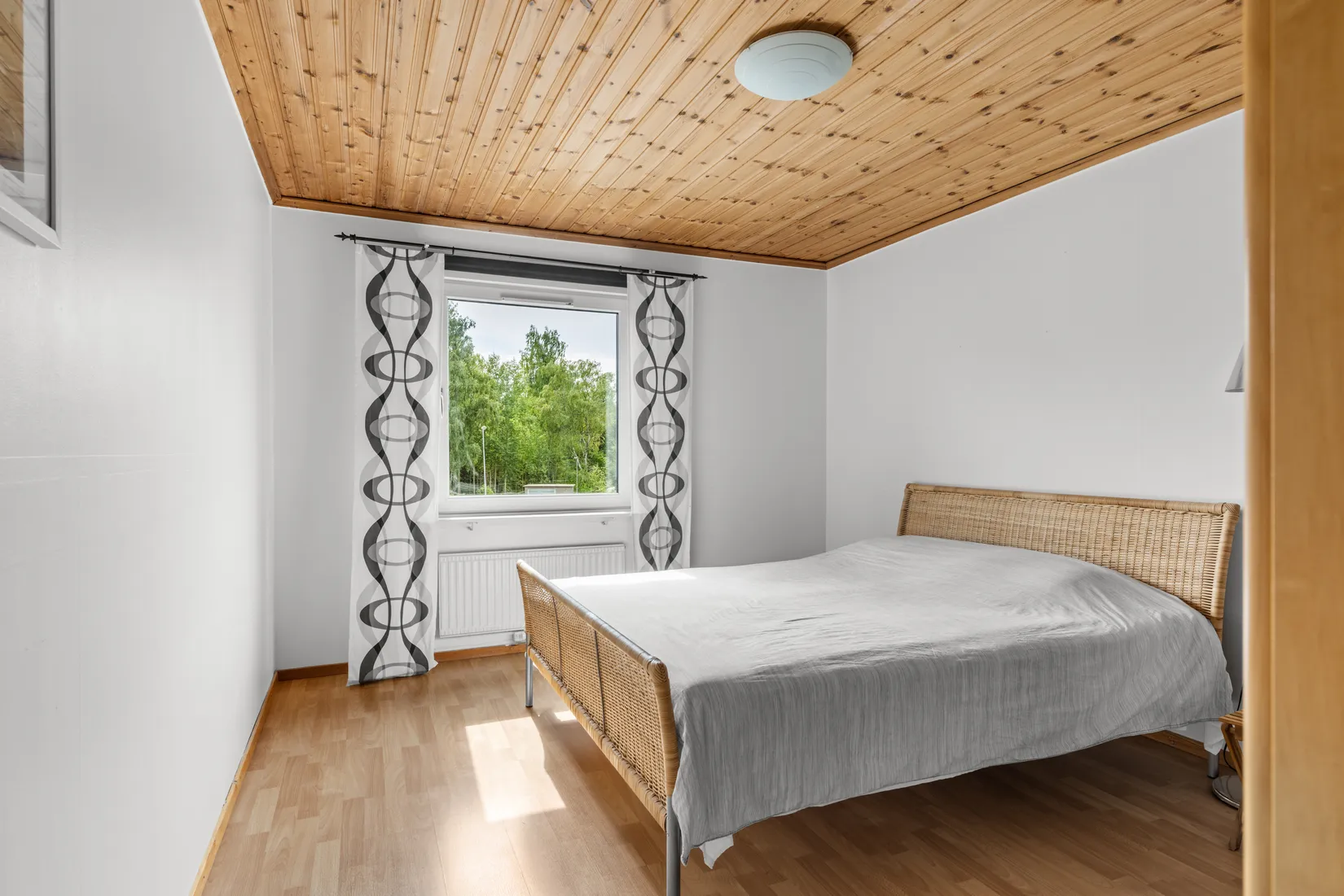Radhus, Lärkstigen 3, Salem