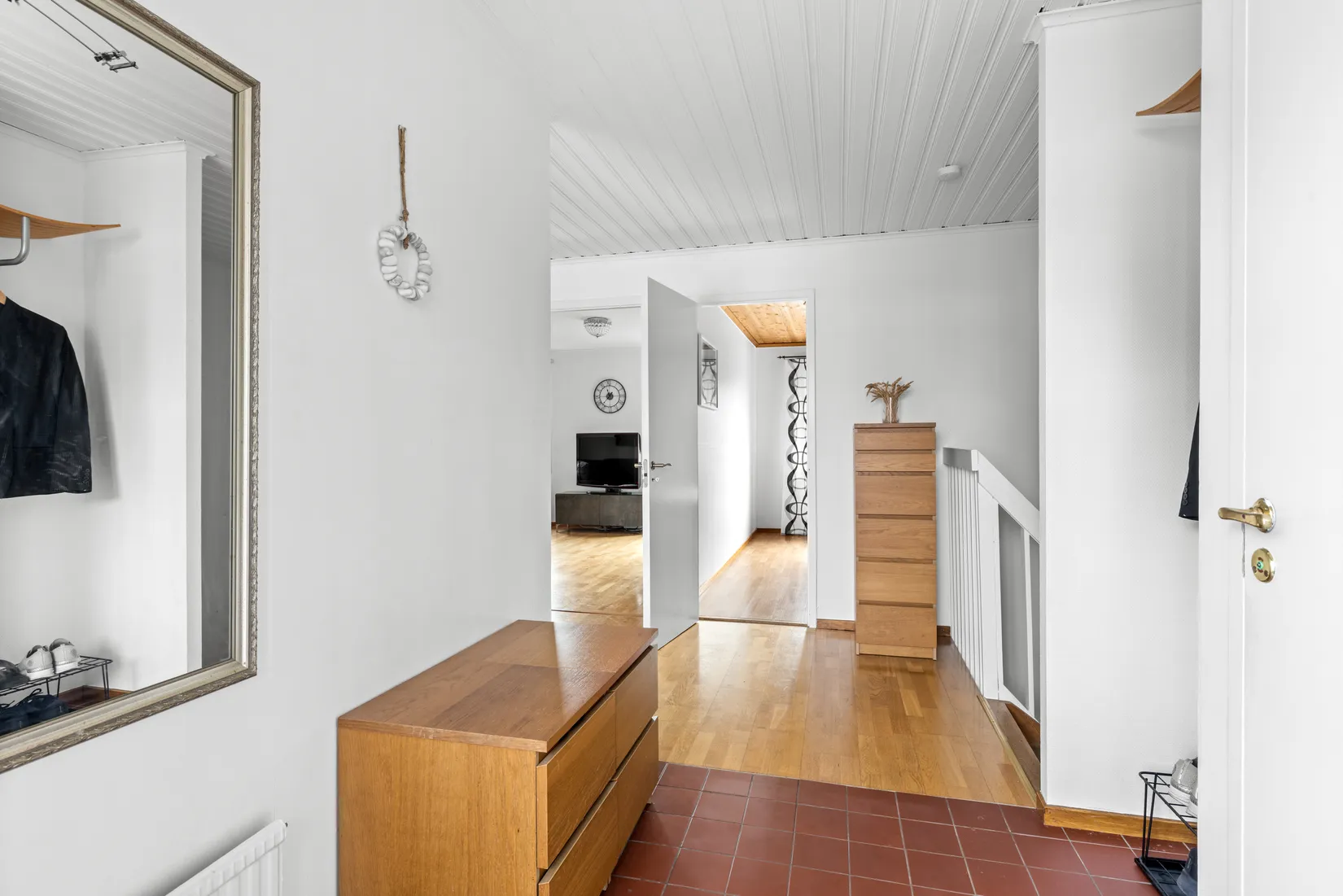 Radhus, Lärkstigen 3, Salem