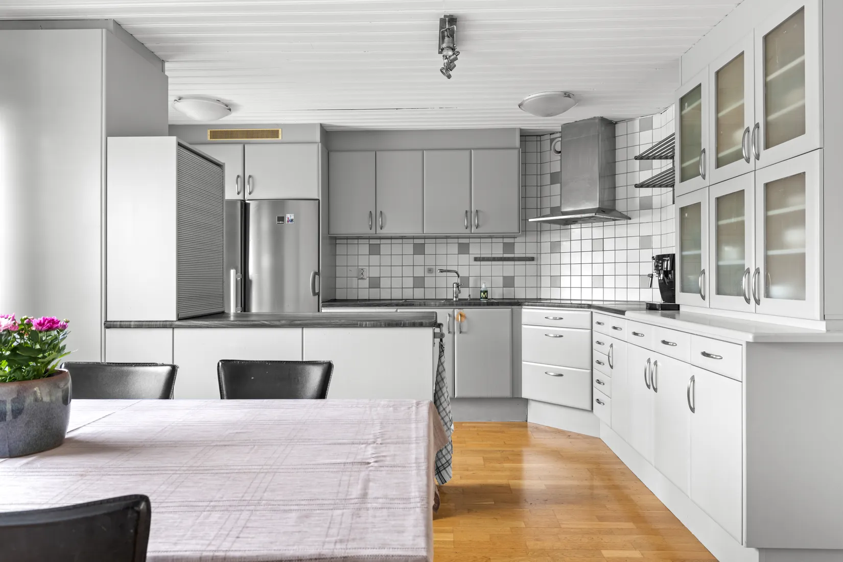 Radhus, Lärkstigen 3, Salem