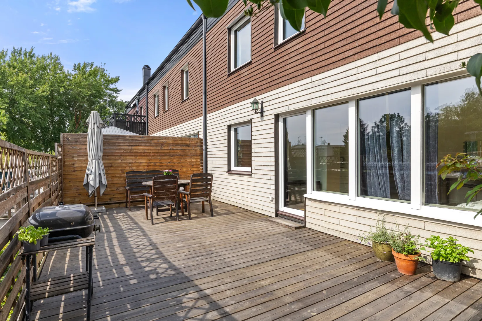 Radhus, Lärkstigen 3, Salem