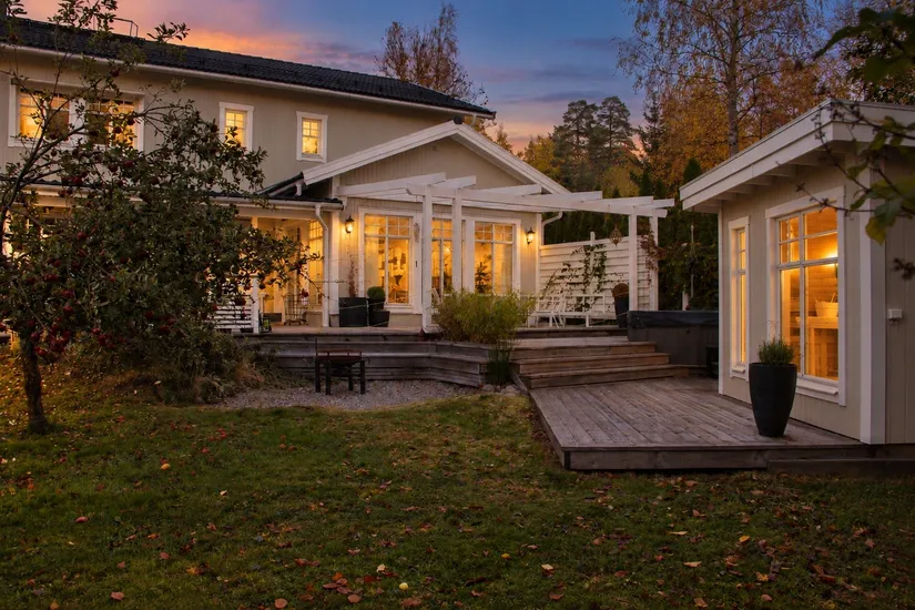 Villa, Murgrönsvägen 8, Botkyrka