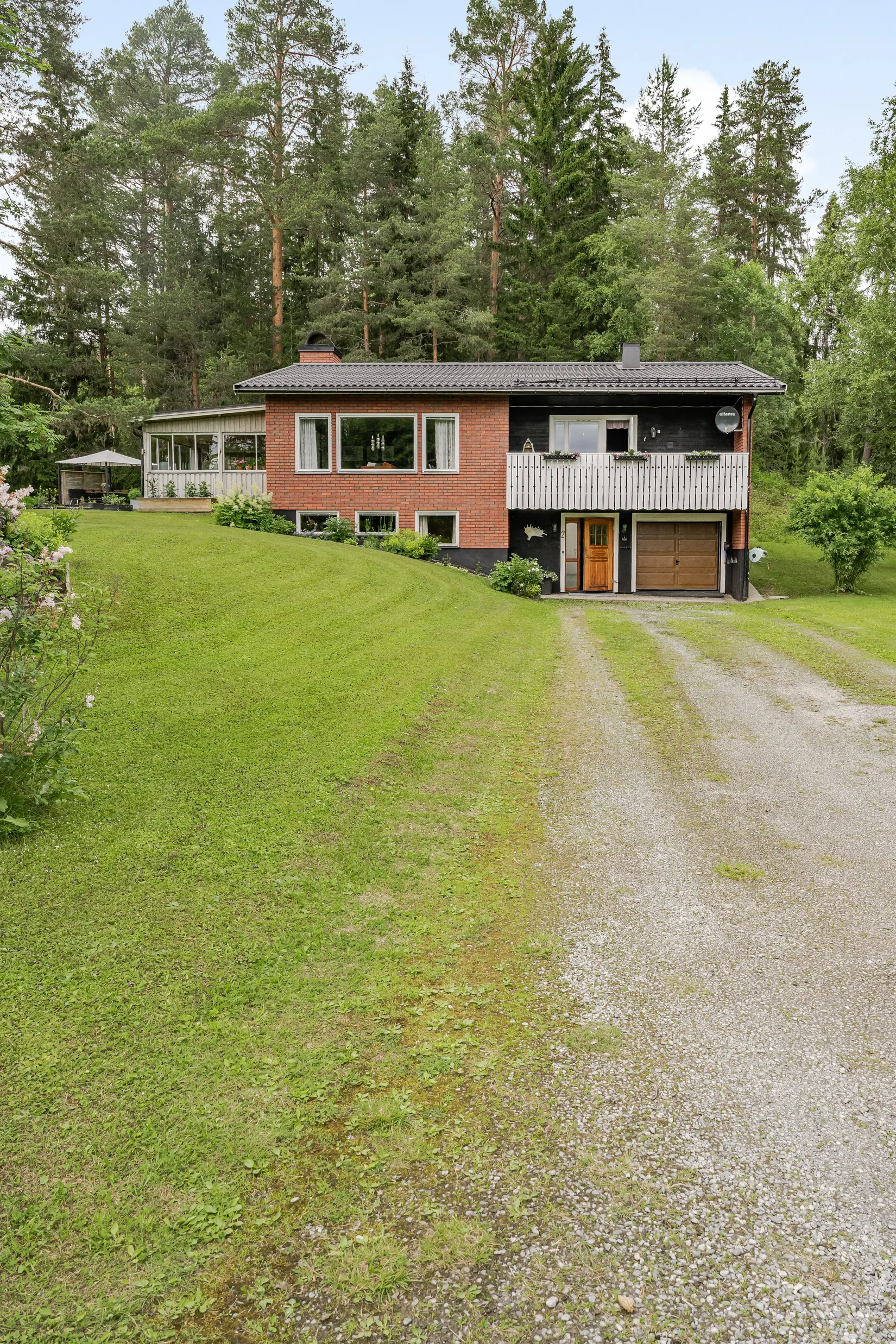 Villa, Snickarvägen 2, Häggenås, Östersund