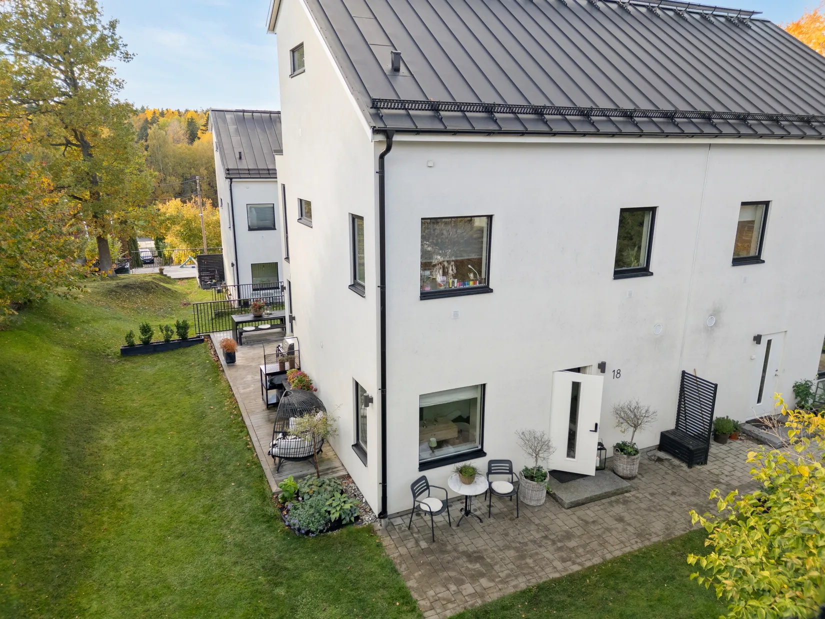 Radhus, Hugins Väg 18, Skuru - Nacka, Nacka