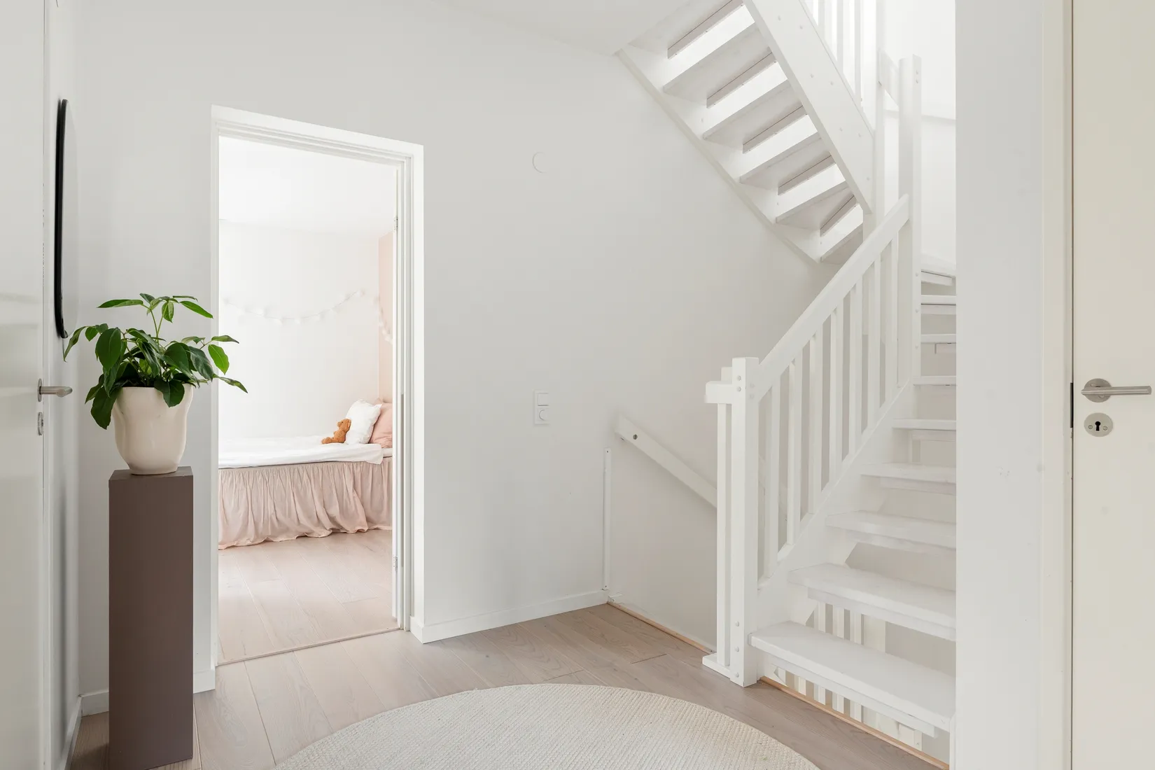 Radhus, Hugins Väg 18, Skuru - Nacka, Nacka