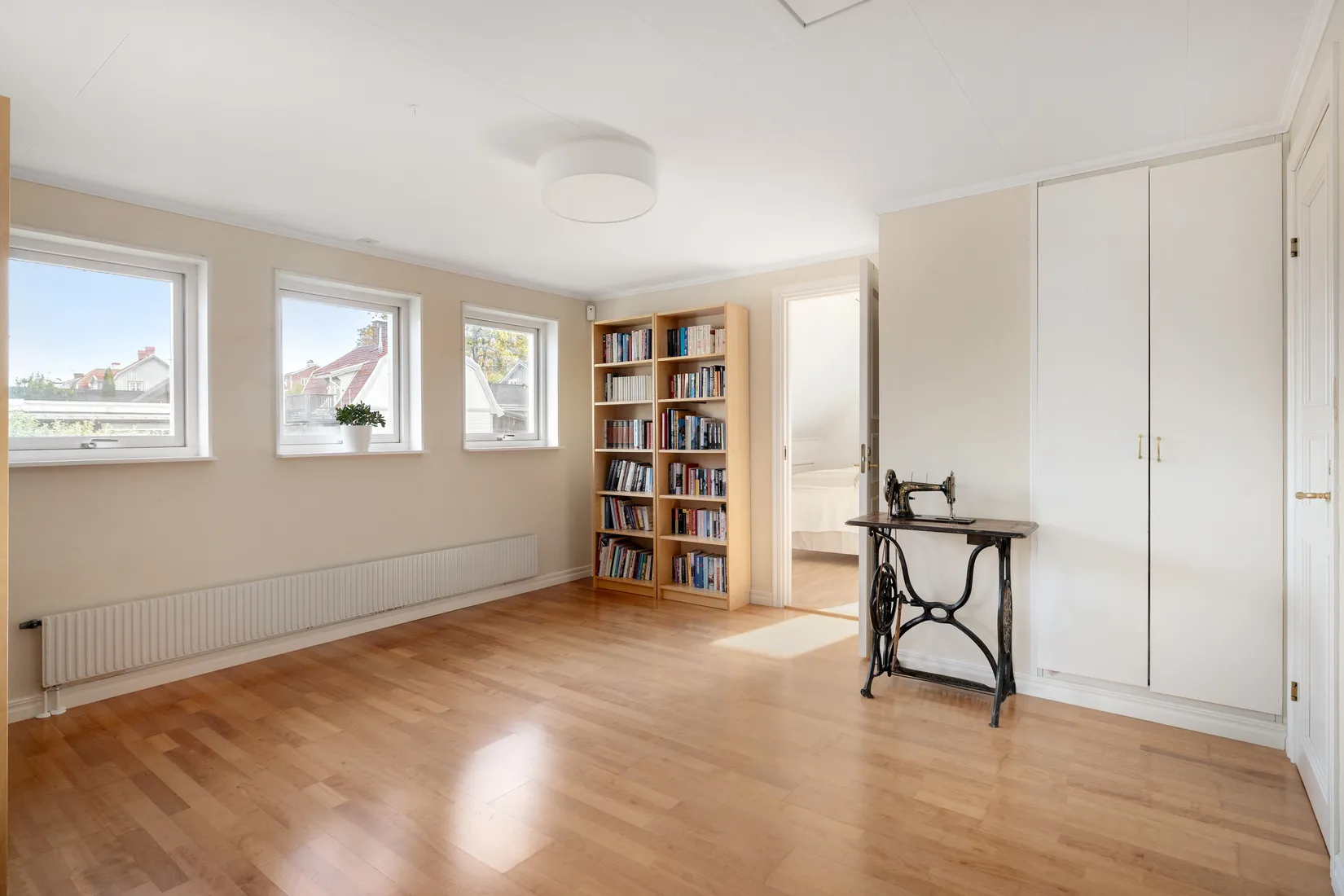 Villa, Ormbergssvängen 48, Ormberget, Västerås