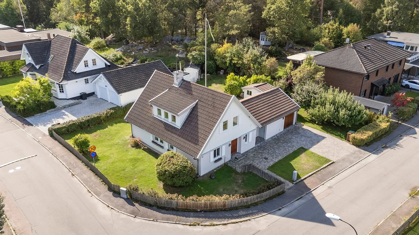 Villa, Ormbergssvängen 48, Ormberget, Västerås