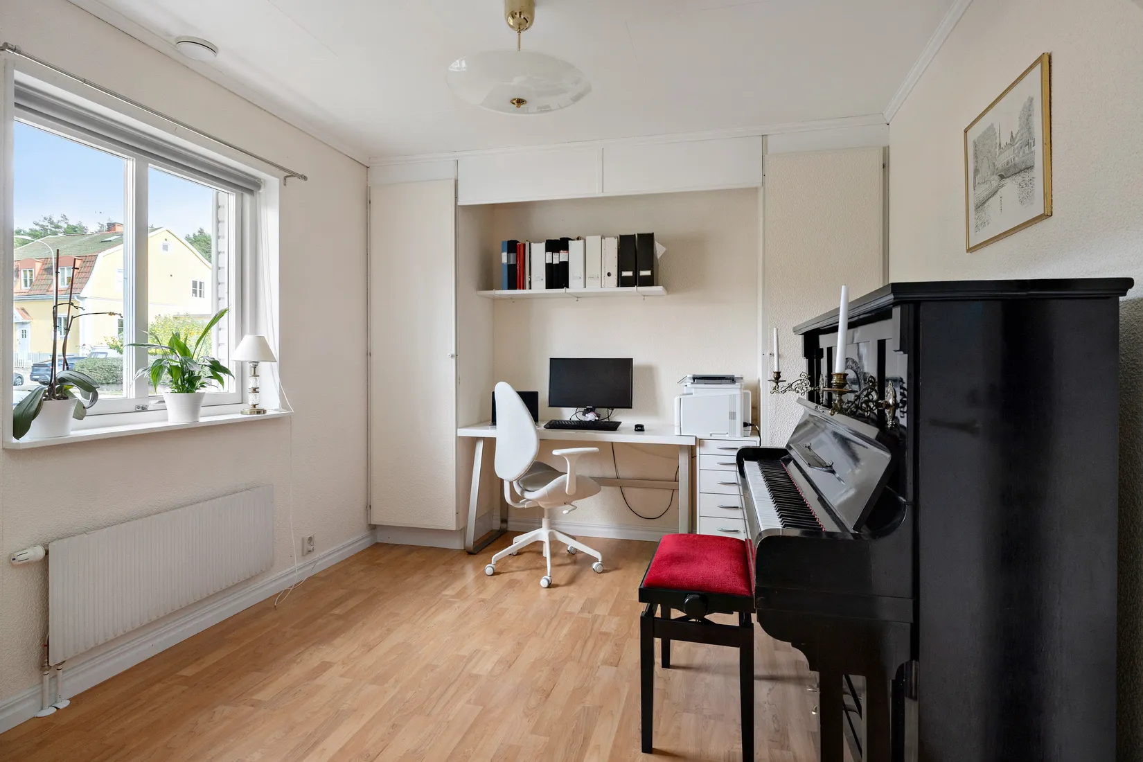 Villa, Ormbergssvängen 48, Ormberget, Västerås