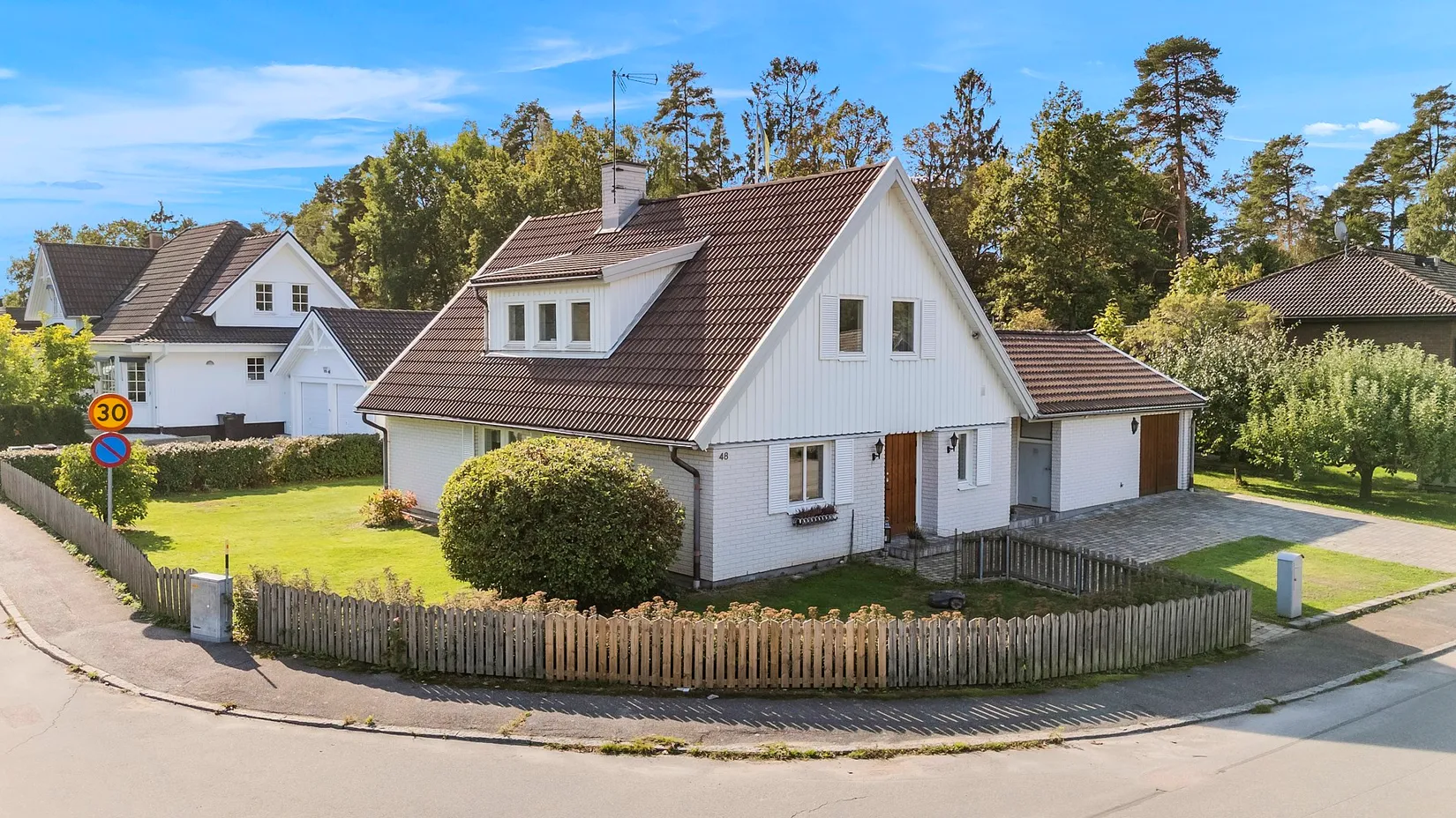 Villa, Ormbergssvängen 48, Ormberget, Västerås
