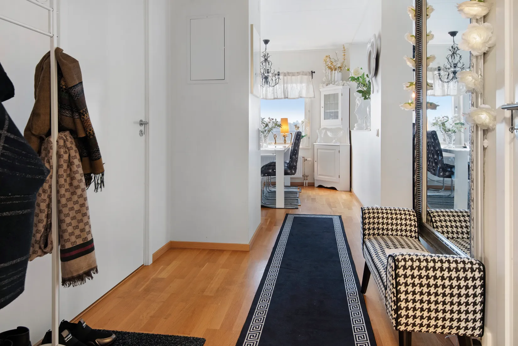 Bostadsrätt, Klockhammarsgränd 2, vån 4 av 4, Hagsätra, Stockholm