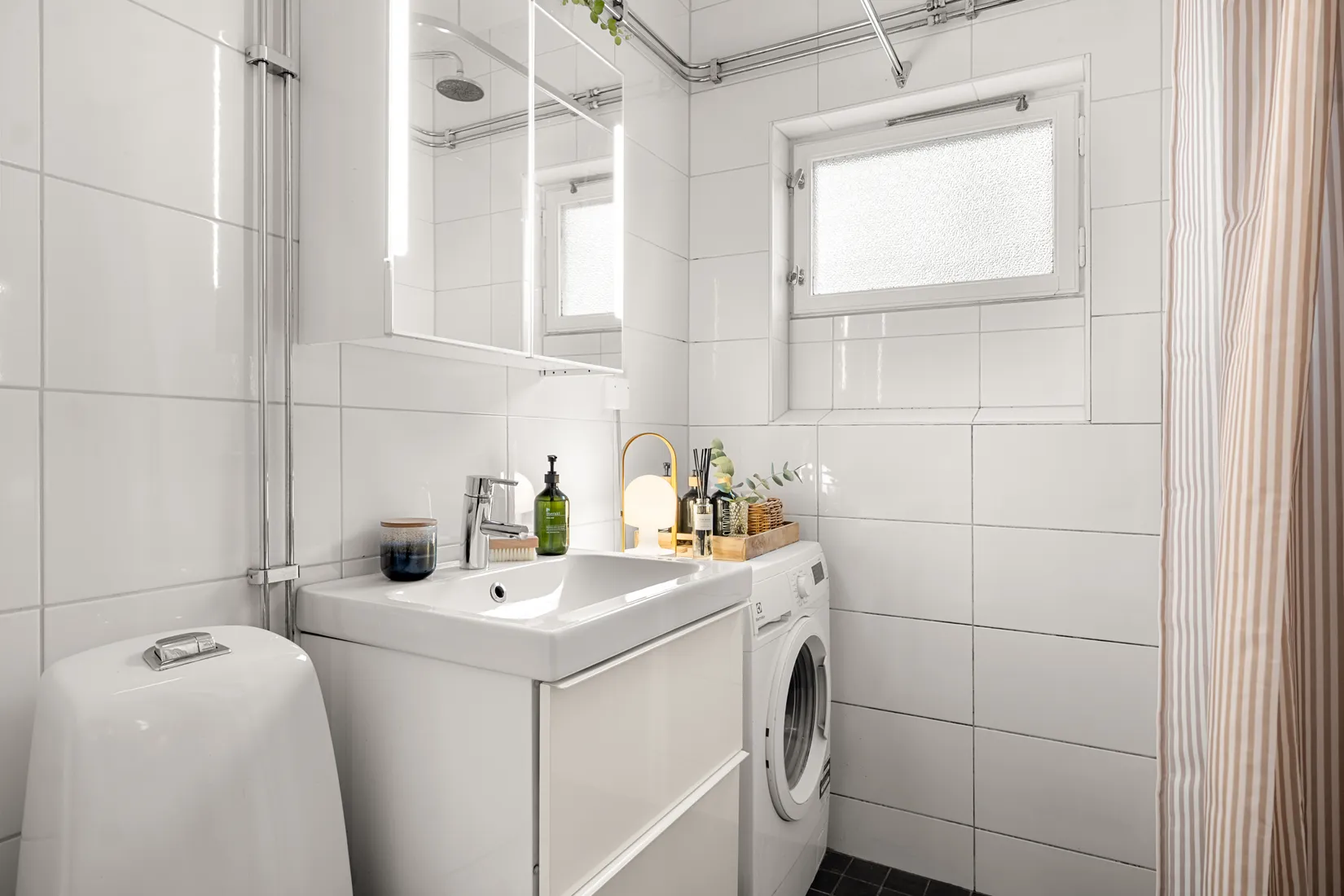 Bostadsrätt, Blommensbergsvägen 184, 1 trappa, Aspudden, Stockholm