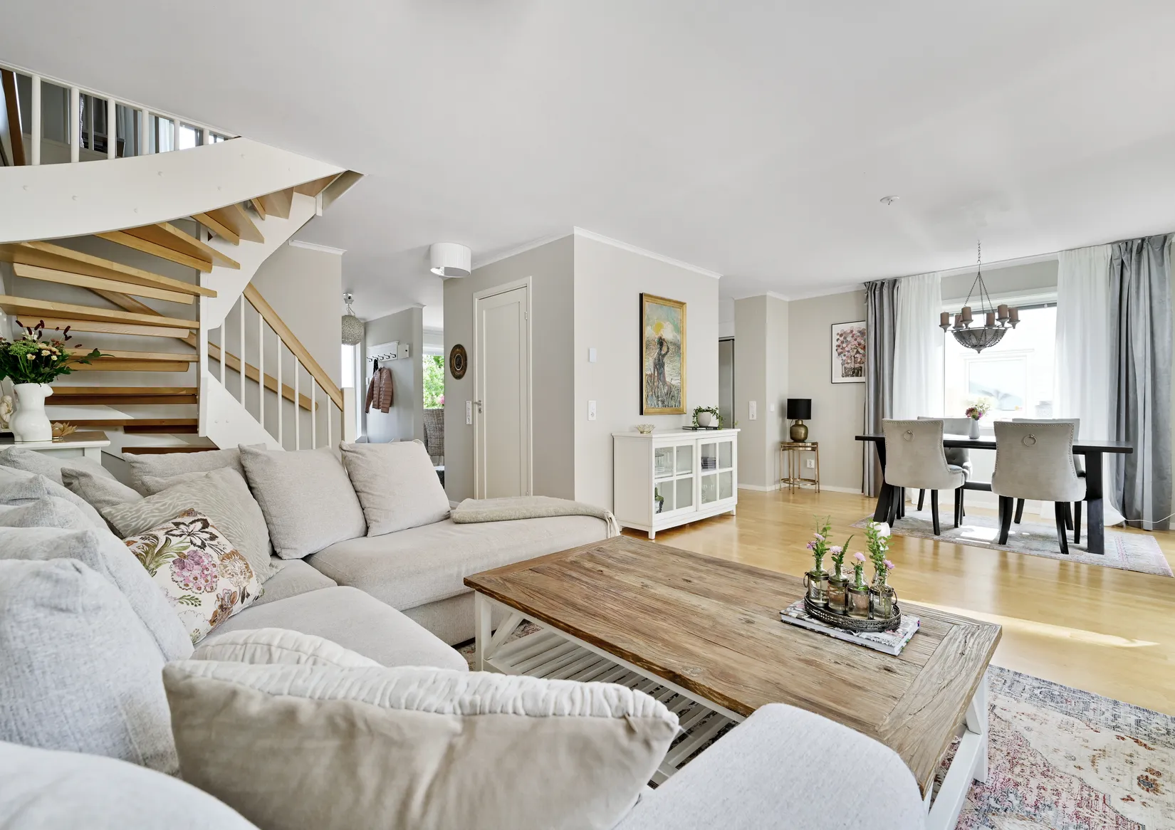 Radhus, Sjökarbyvägen 4A, Skånsta, Österåker