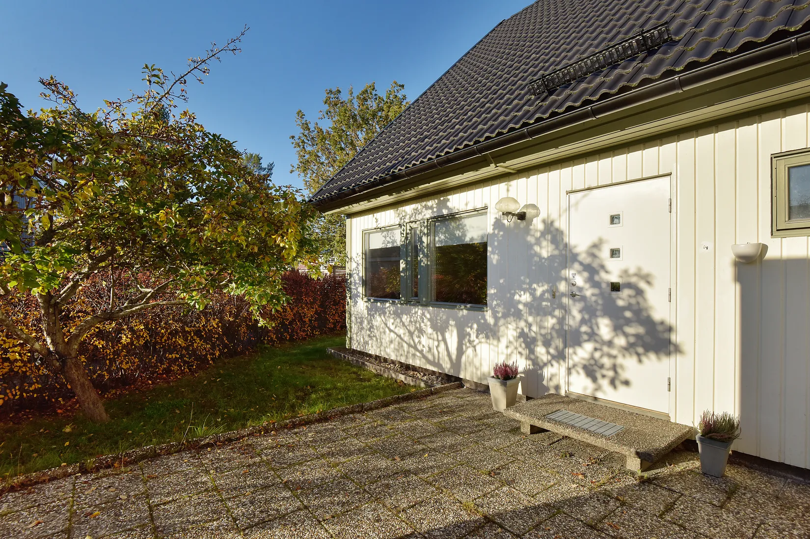 Radhus, Mandelgränd 9, Viksjö - Hummelmora, Järfälla