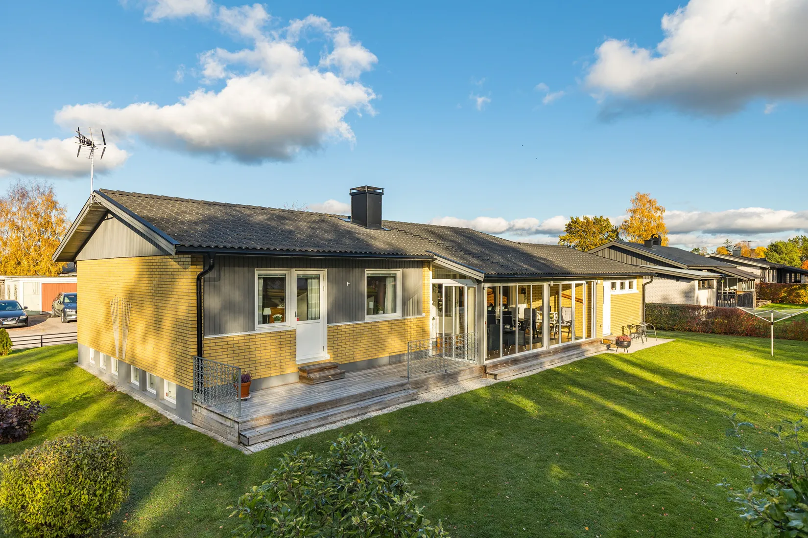 Villa, Almvägen 14, Töreboda