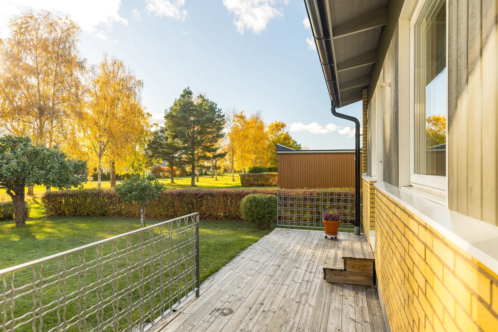 Villa, Almvägen 14, Töreboda