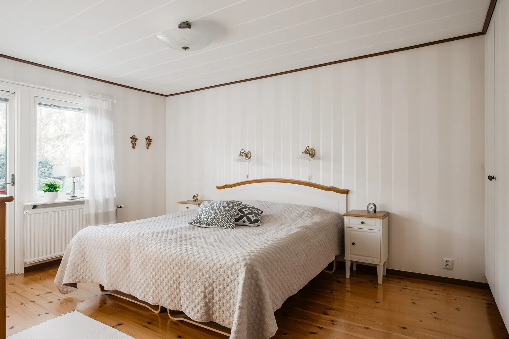 Villa, Almvägen 14, Töreboda