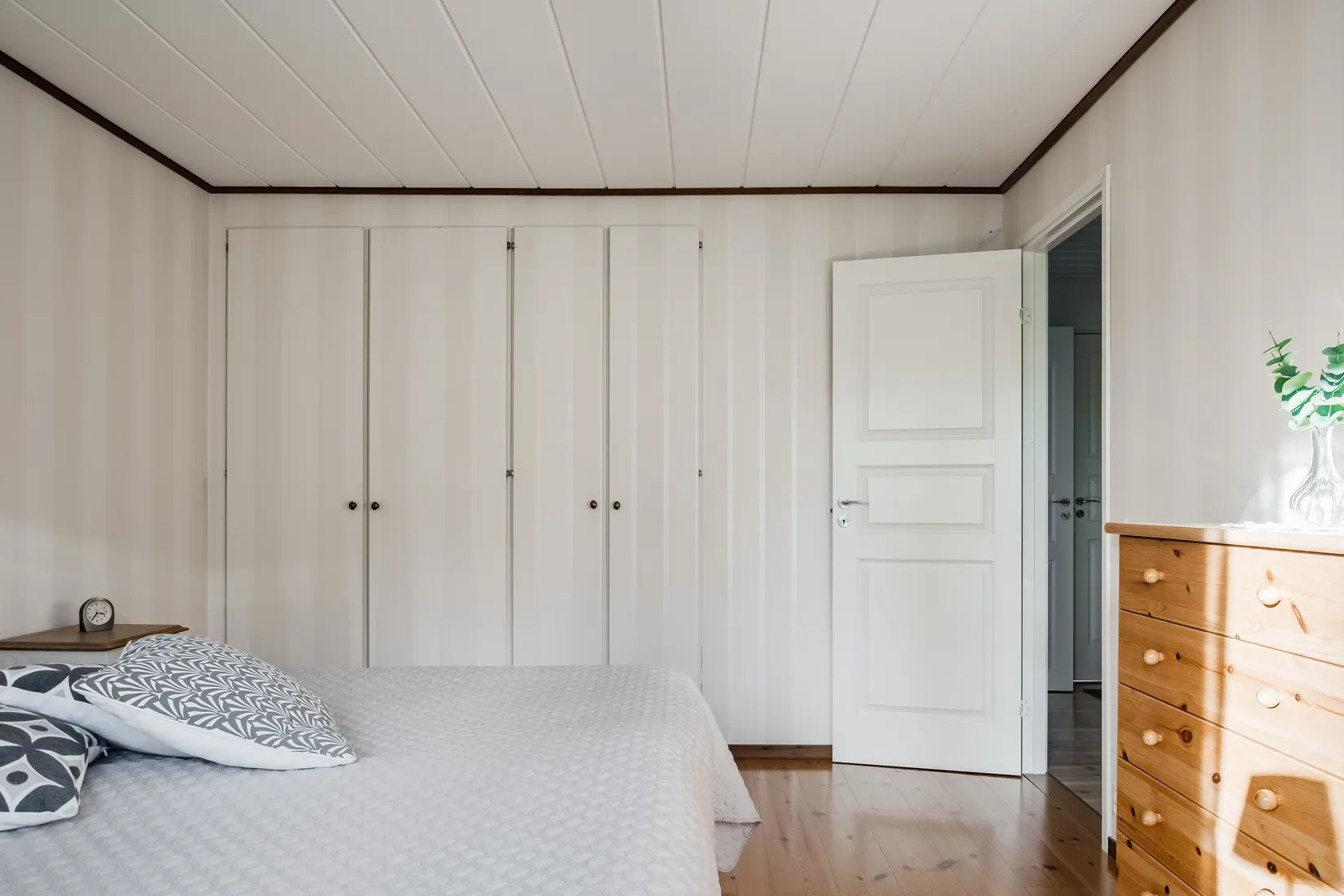 Villa, Almvägen 14, Töreboda