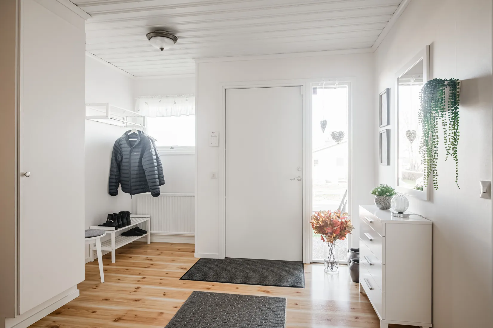 Villa, Almvägen 14, Töreboda