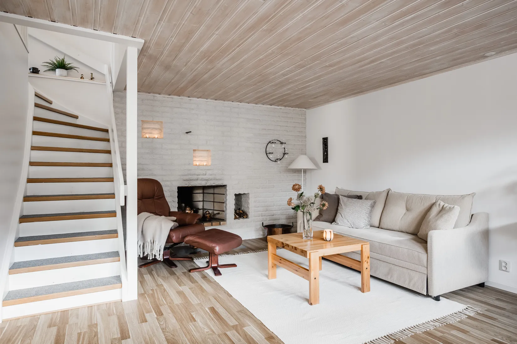 Villa, Almvägen 14, Töreboda