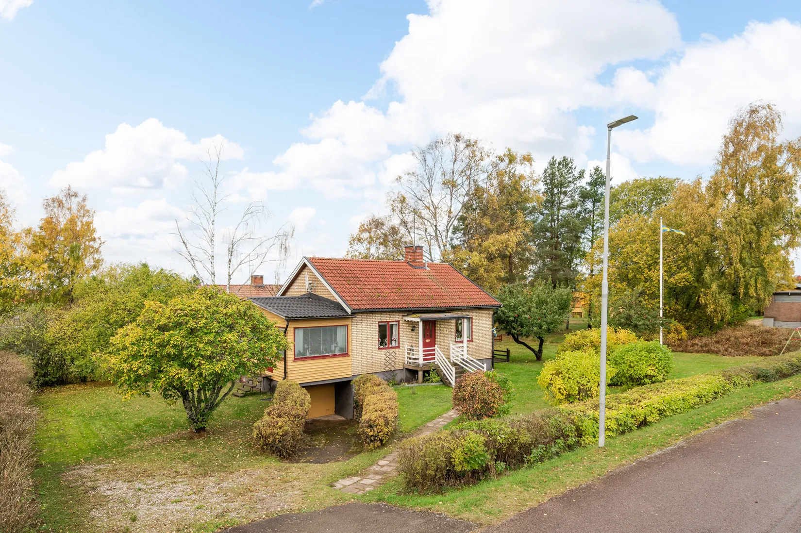 Villa, Huljegatan 1, Mjölby