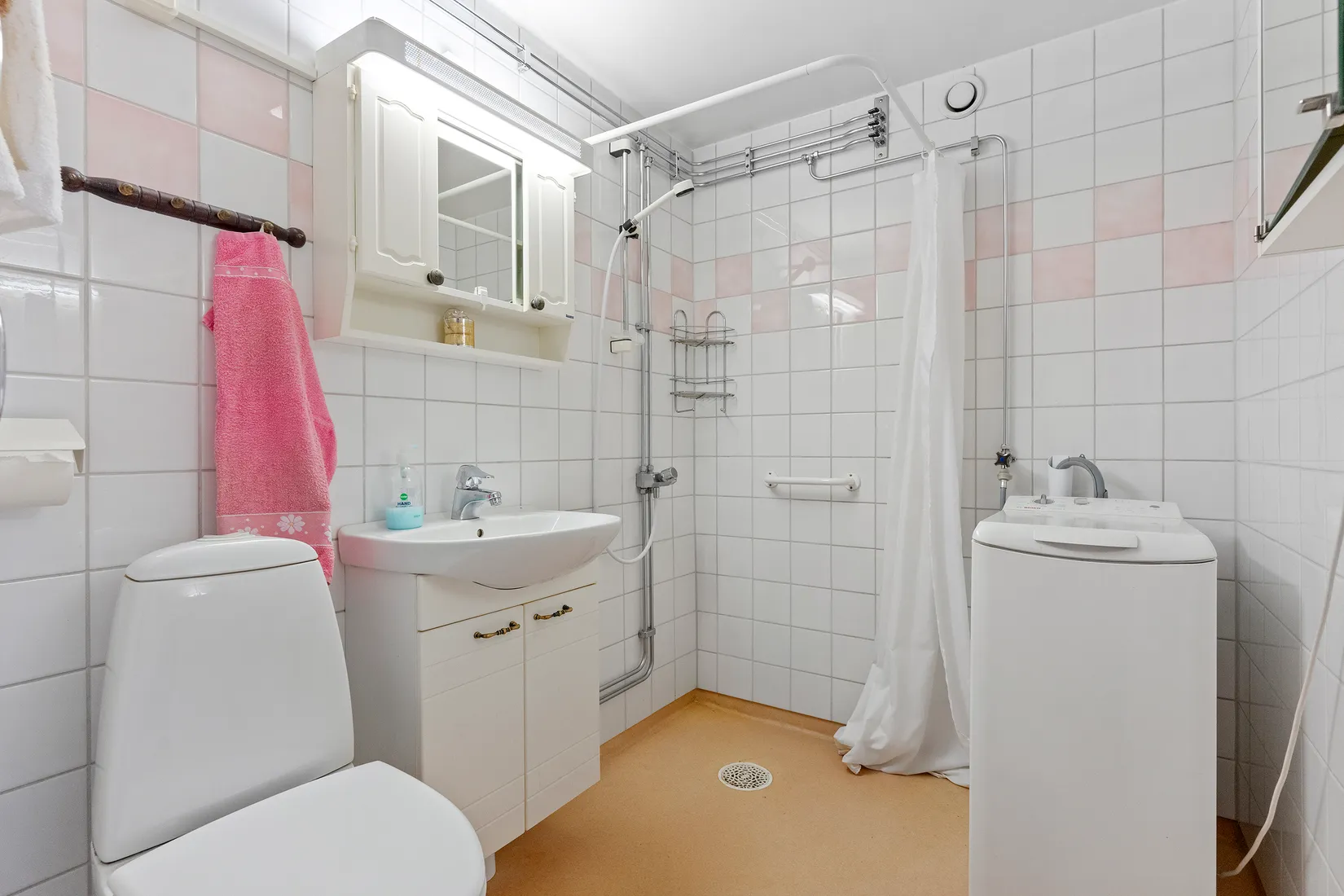 Bostadsrätt, Karlstorpsvägen 112, Karlstorp, Trollhättan