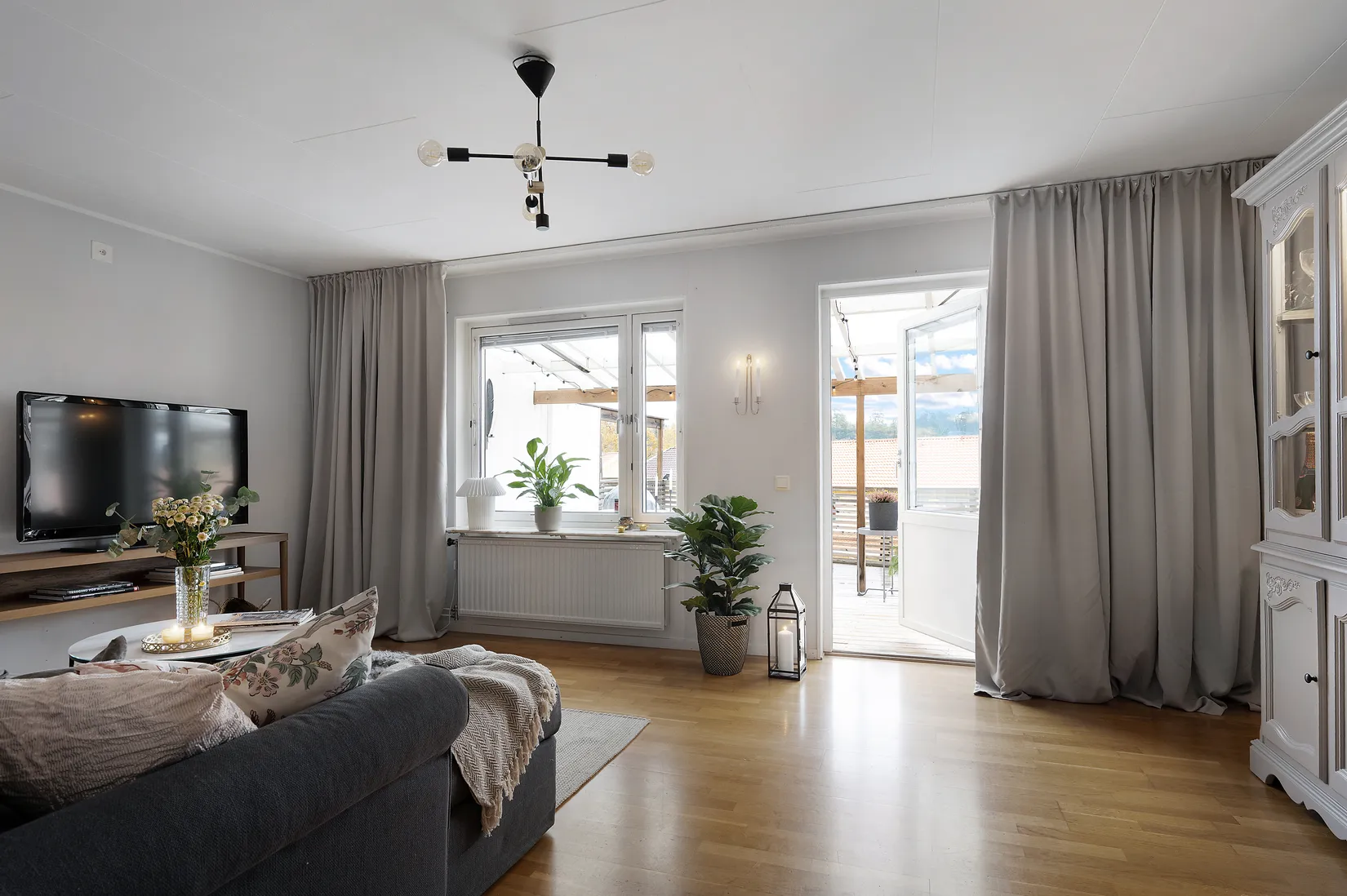 Radhus, Balettvägen 69, Huddinge