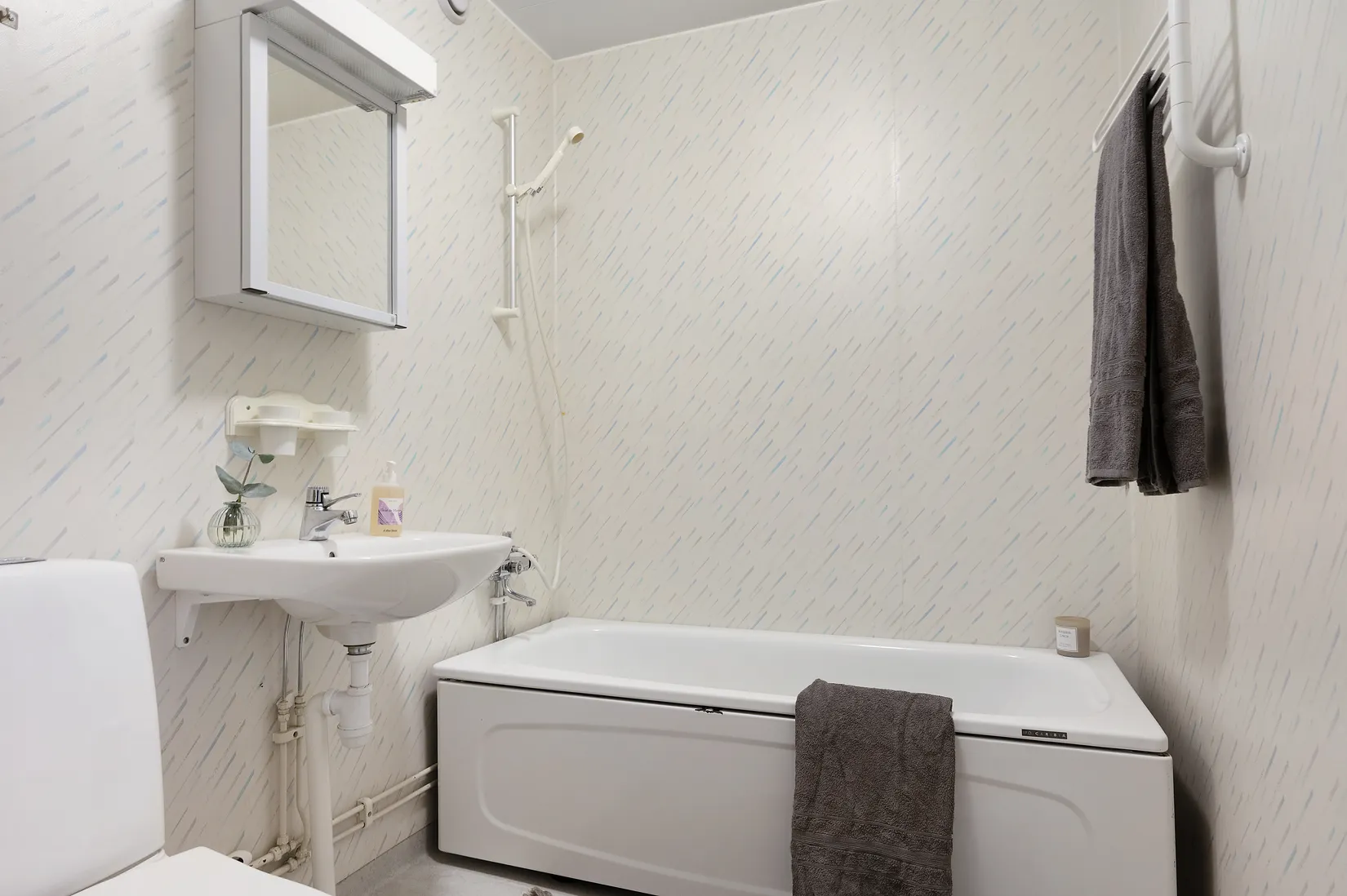Radhus, Balettvägen 69, Huddinge