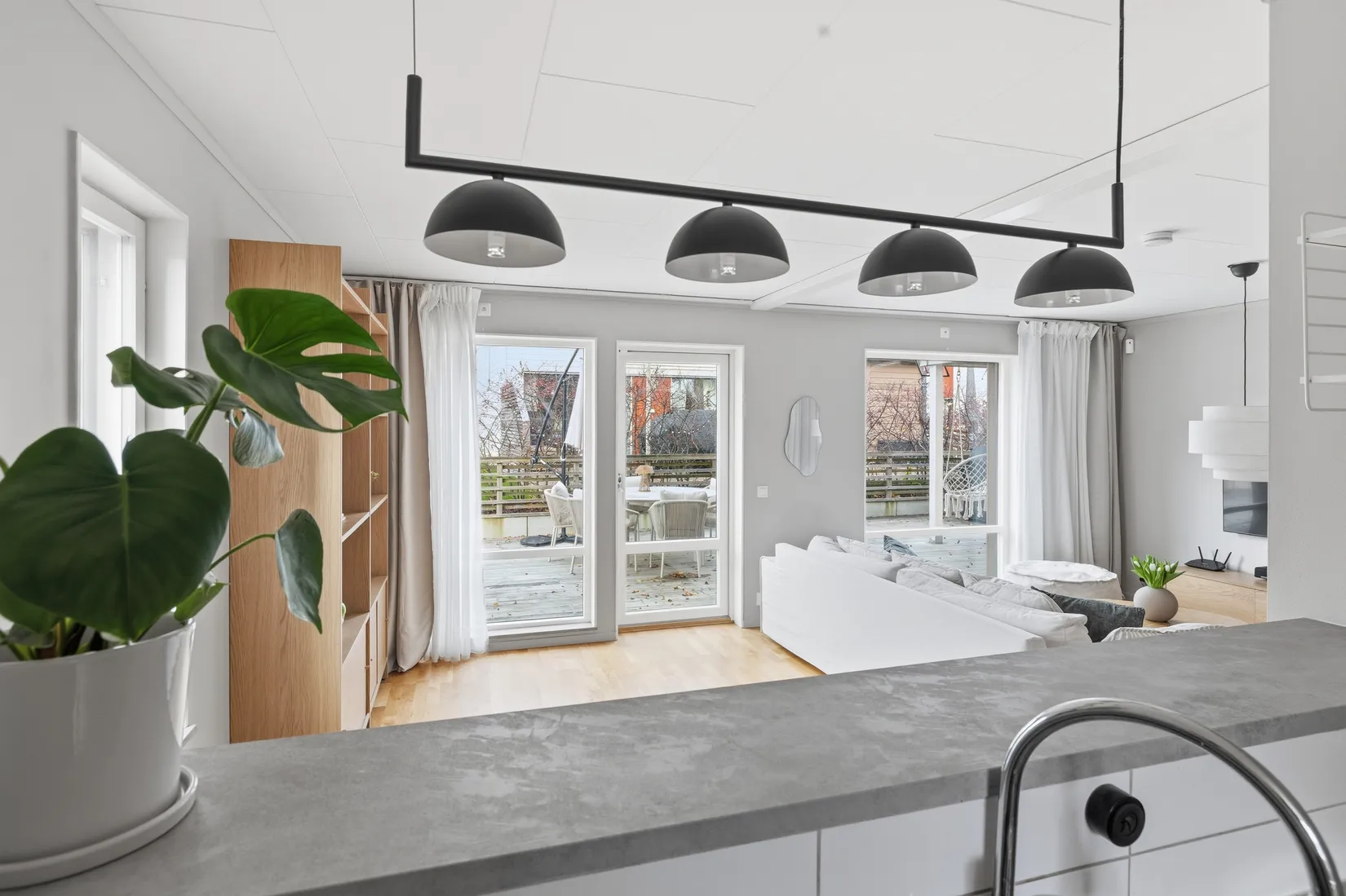 Villa, Runhällsgatan 1, Fresta, Upplands Väsby