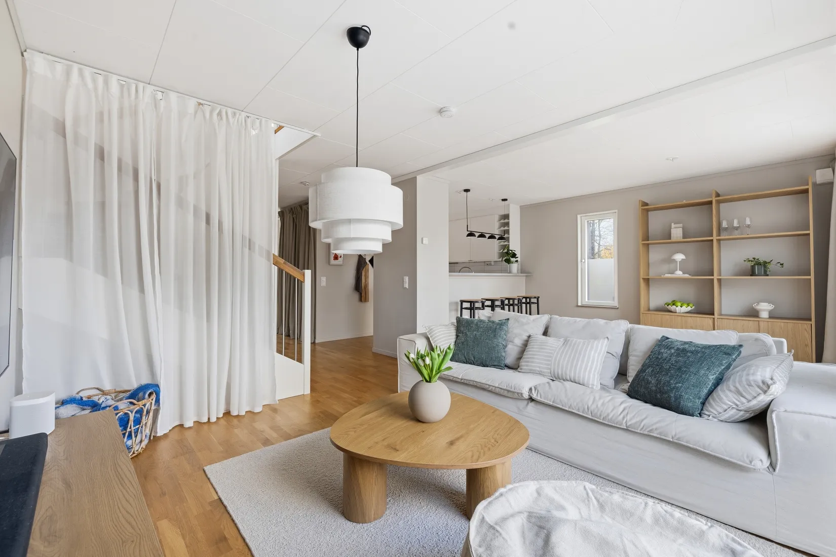 Villa, Runhällsgatan 1, Fresta, Upplands Väsby