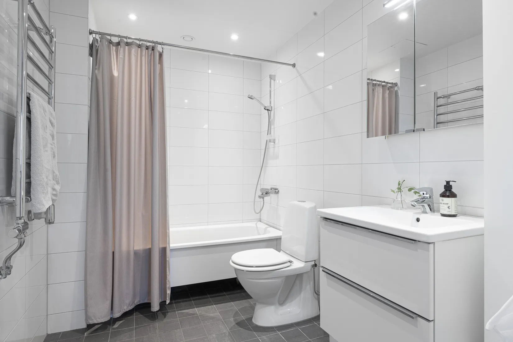 Villa, Runhällsgatan 1, Fresta, Upplands Väsby