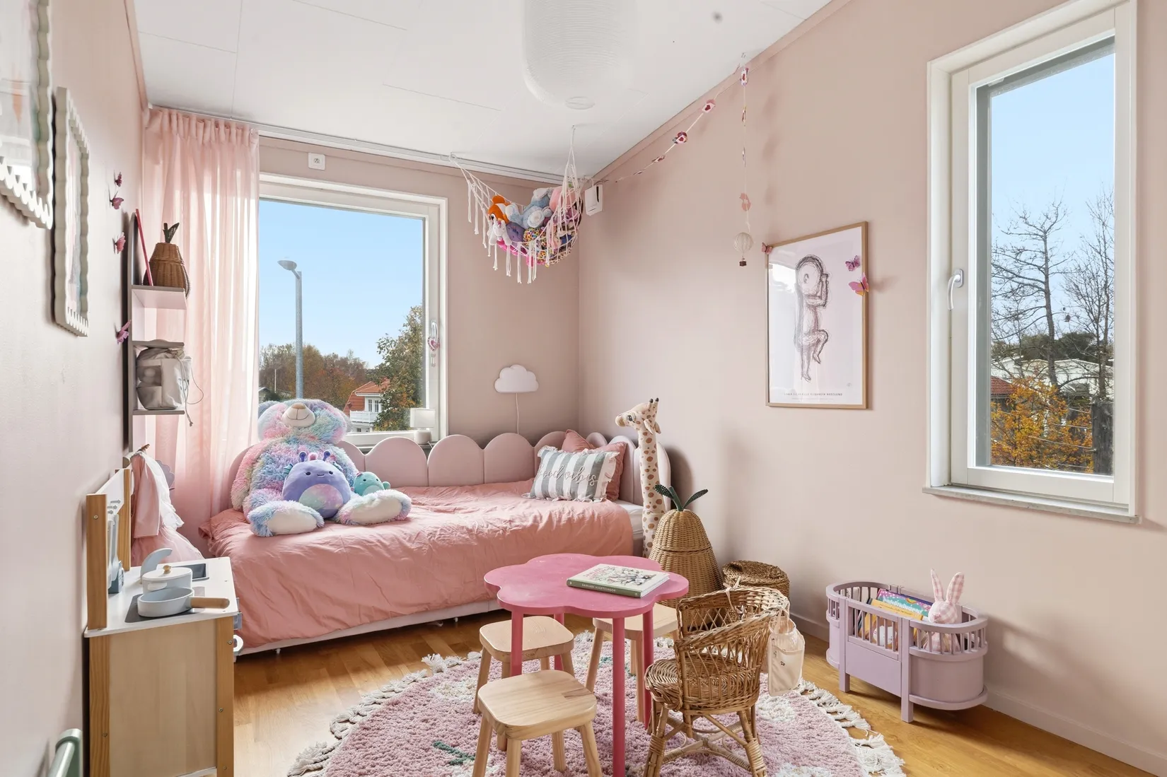 Villa, Runhällsgatan 1, Fresta, Upplands Väsby