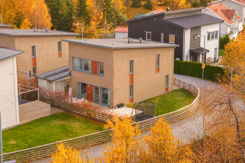 Villa, Runhällsgatan 1, Fresta, Upplands Väsby