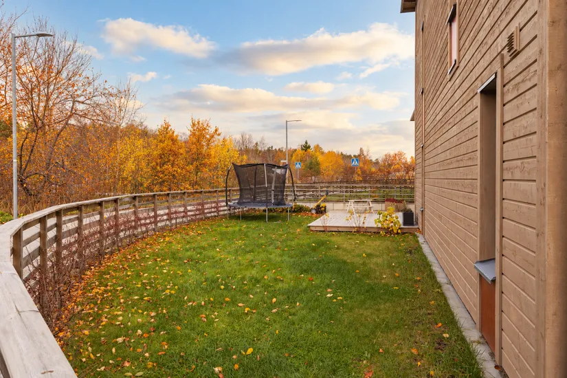Villa, Runhällsgatan 1, Fresta, Upplands Väsby