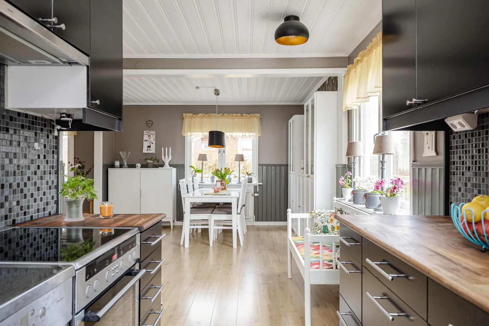 Villa, Vällingevägen 6, Skolsta, Enköping