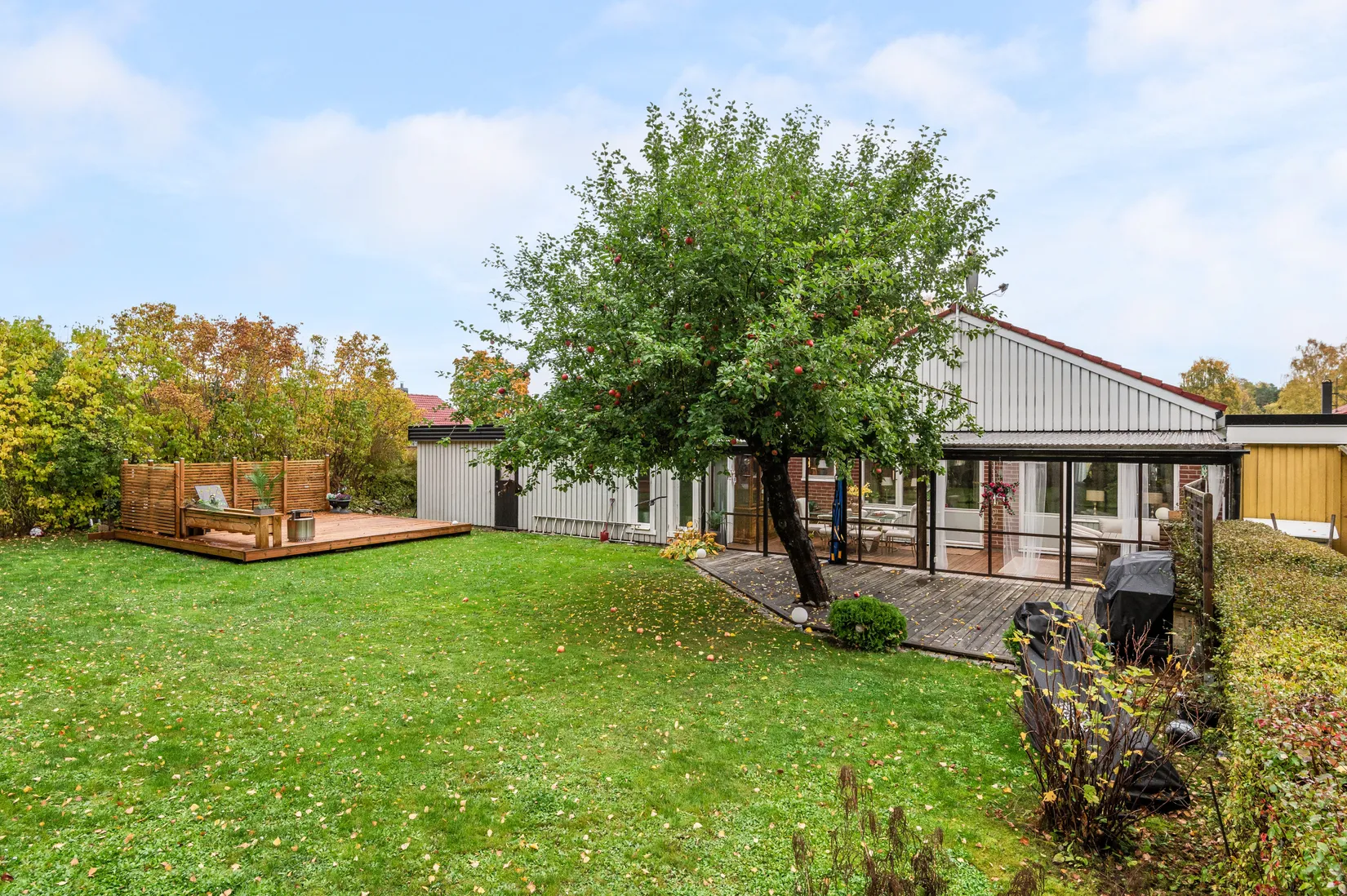 Villa, Flintyxgränd 1, Ryttarhagen, Mjölby