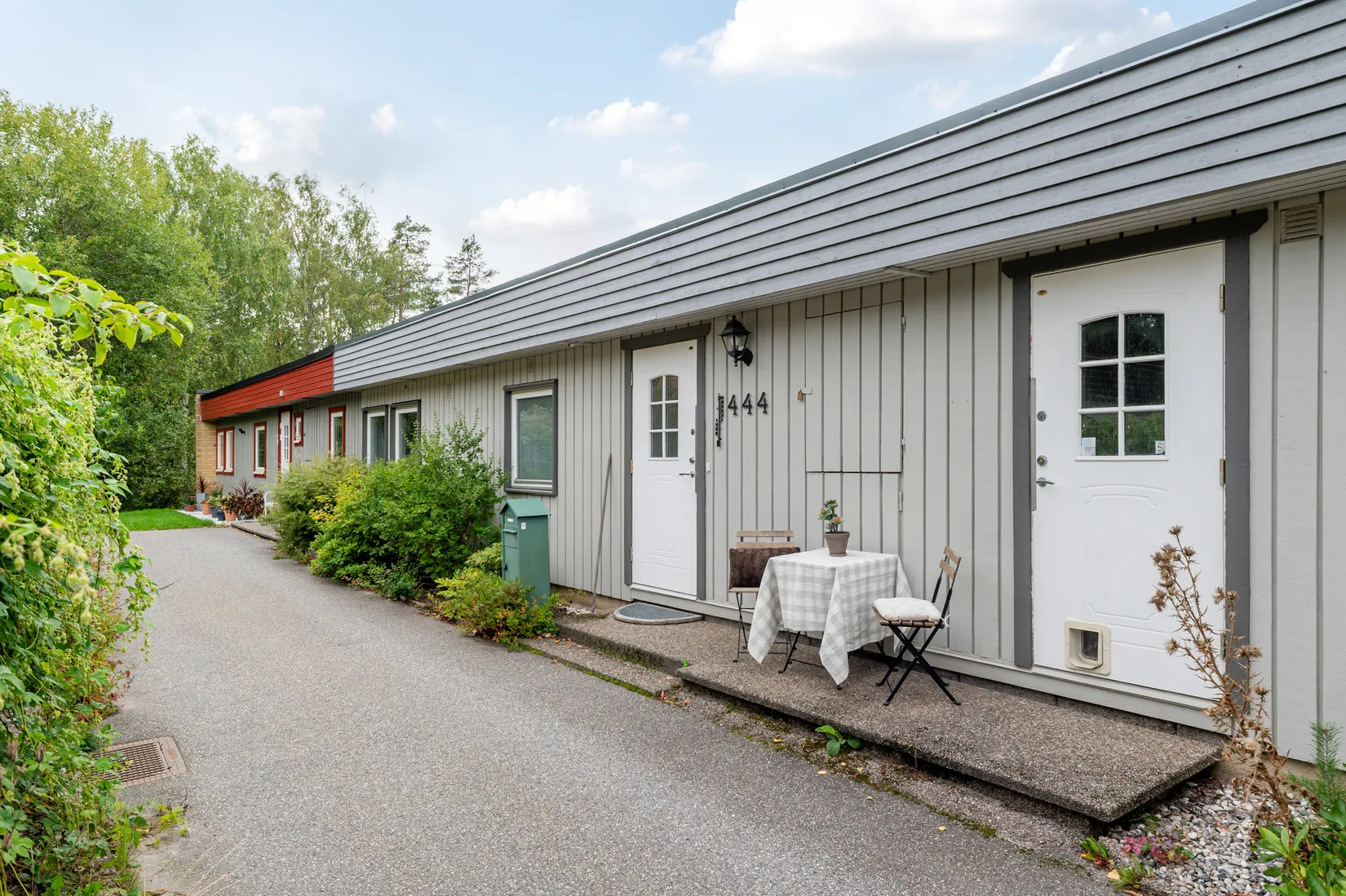 Radhus, Lilla Hundens gata 444, Brandbergen, Haninge
