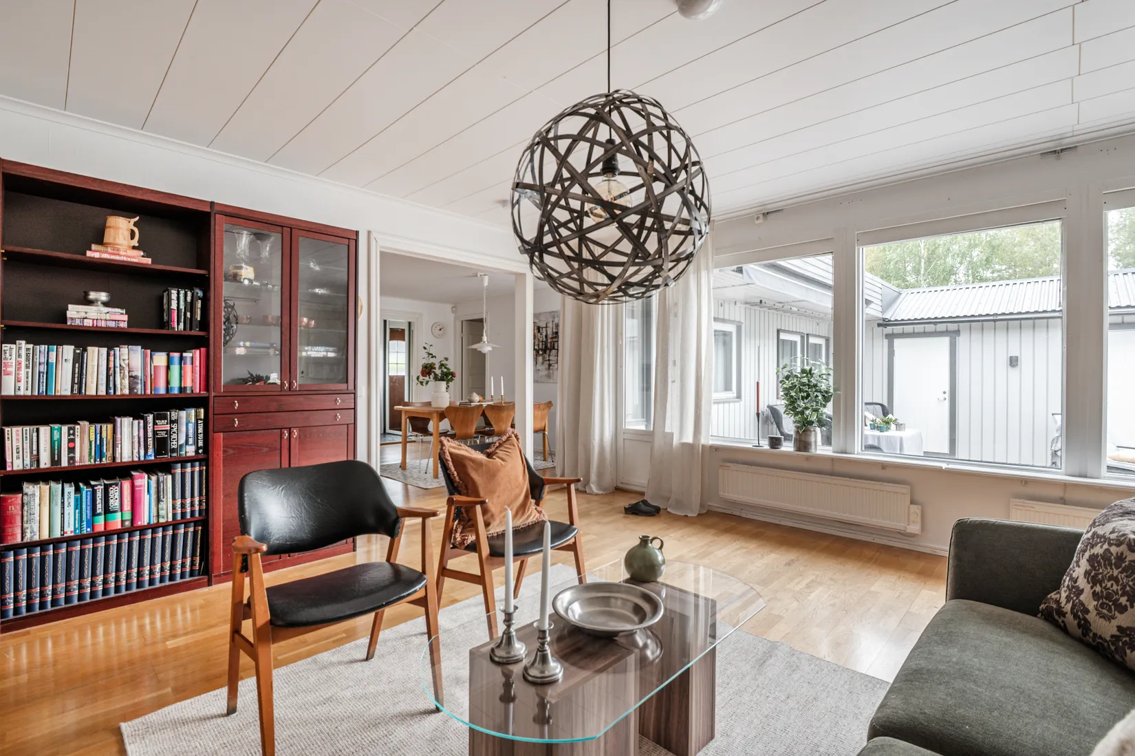 Radhus, Lilla Hundens gata 444, Brandbergen, Haninge