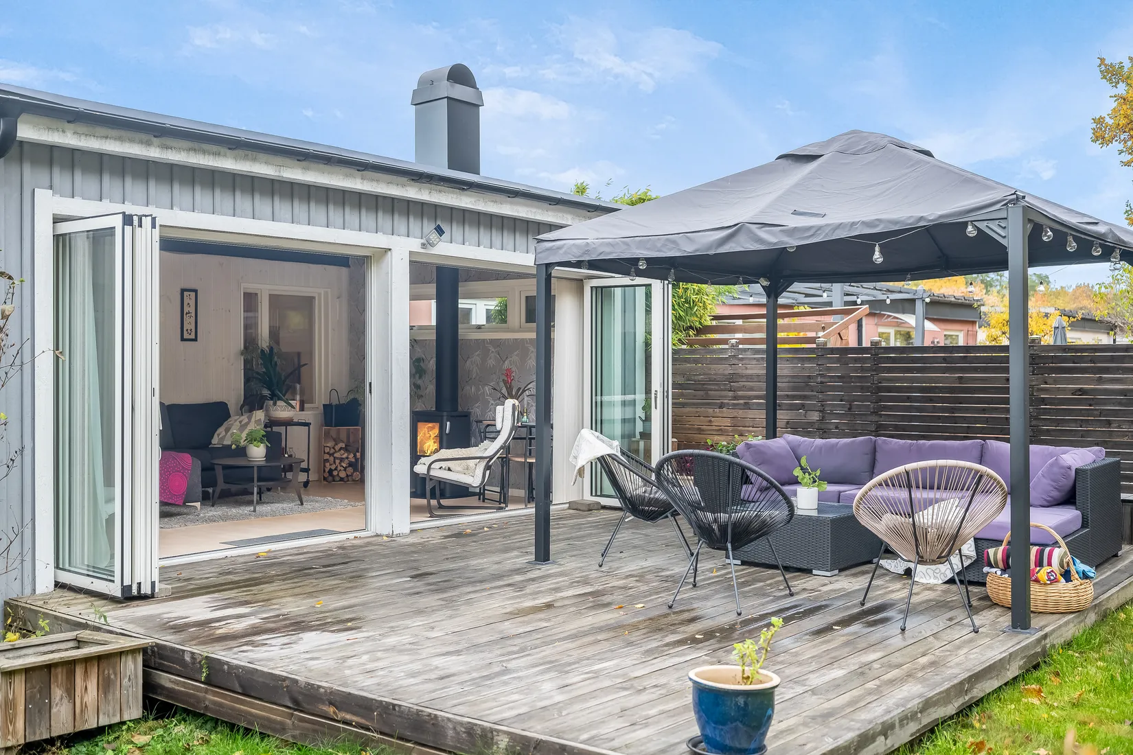 Radhus, Ugglestigen 25, Södra Nynäshamn, Nynäshamn