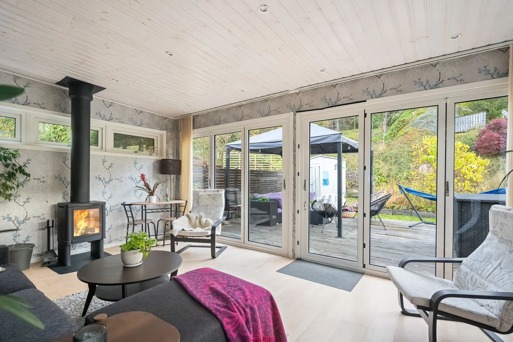 Radhus, Ugglestigen 25, Södra Nynäshamn, Nynäshamn