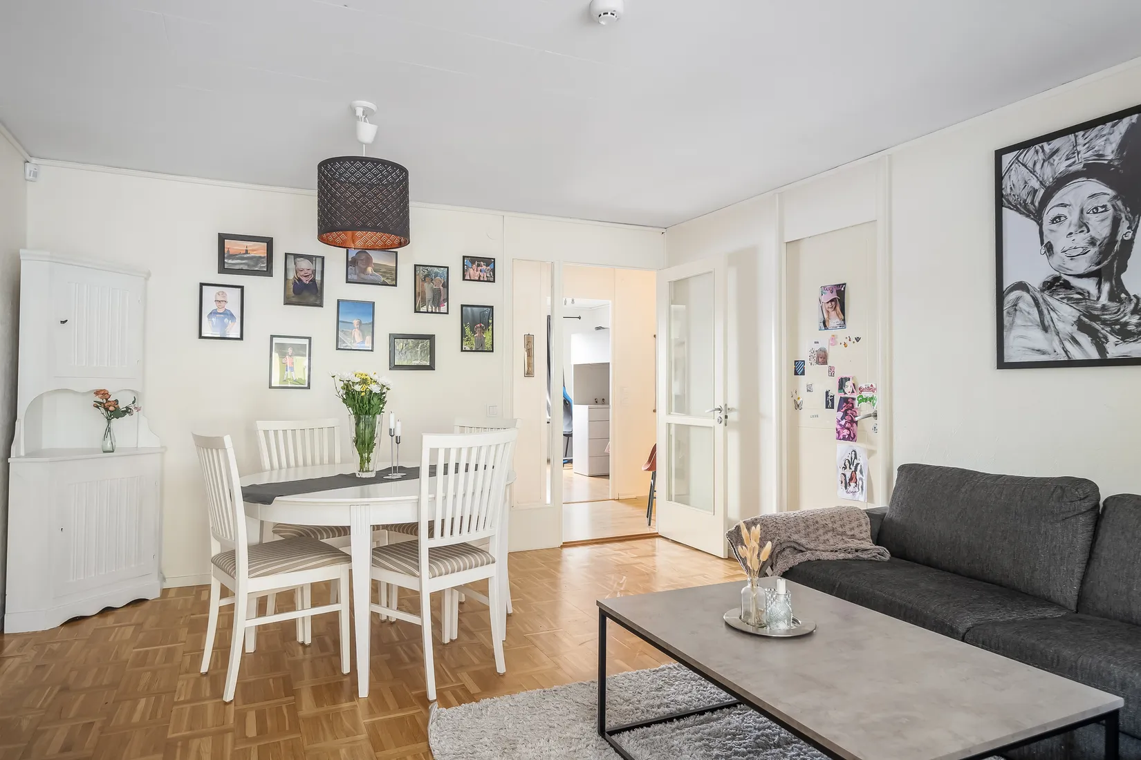 Radhus, Ugglestigen 25, Södra Nynäshamn, Nynäshamn