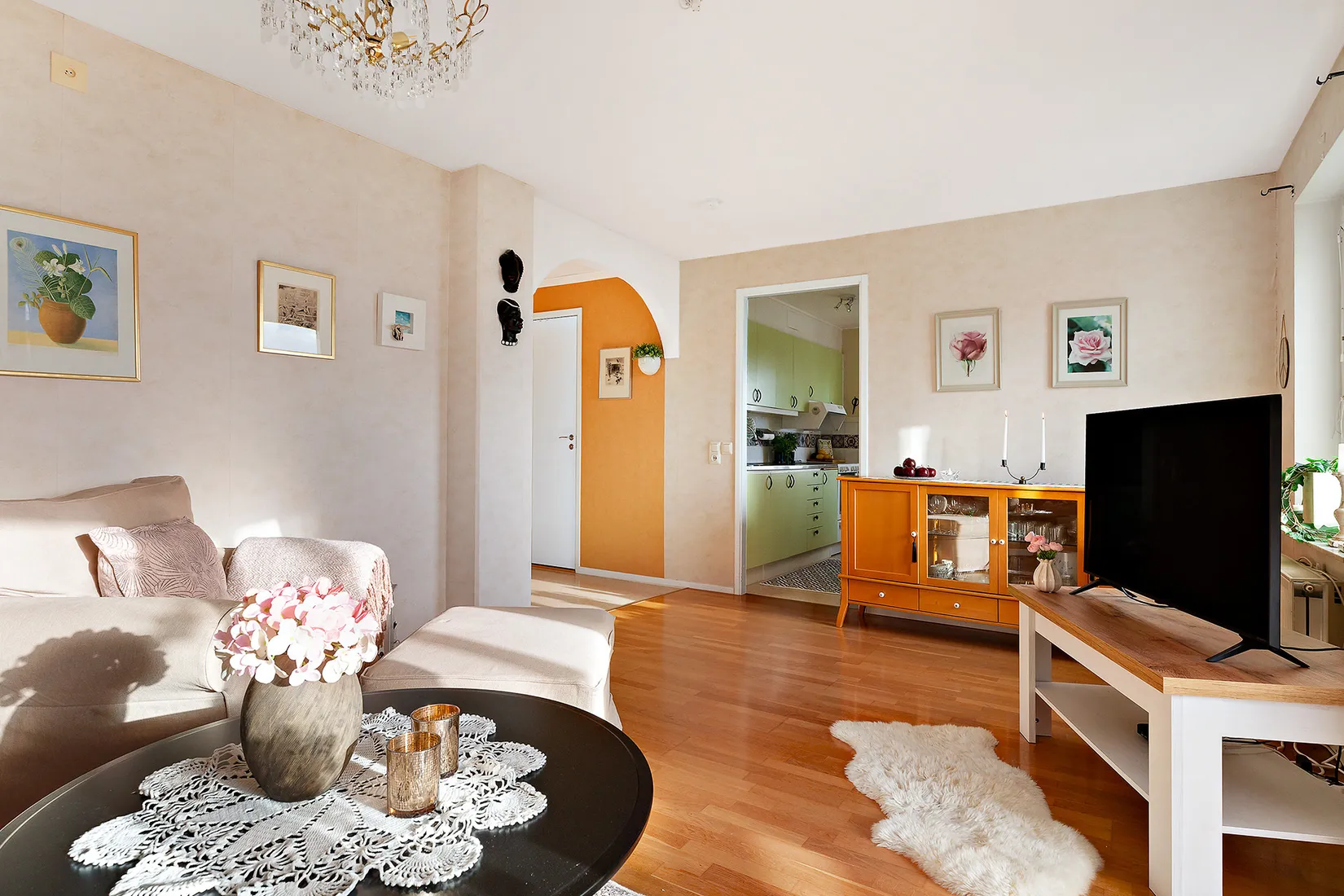 Bostadsrätt, Blomstervägen 1, 6 tr, Bro centrum, Upplands-Bro