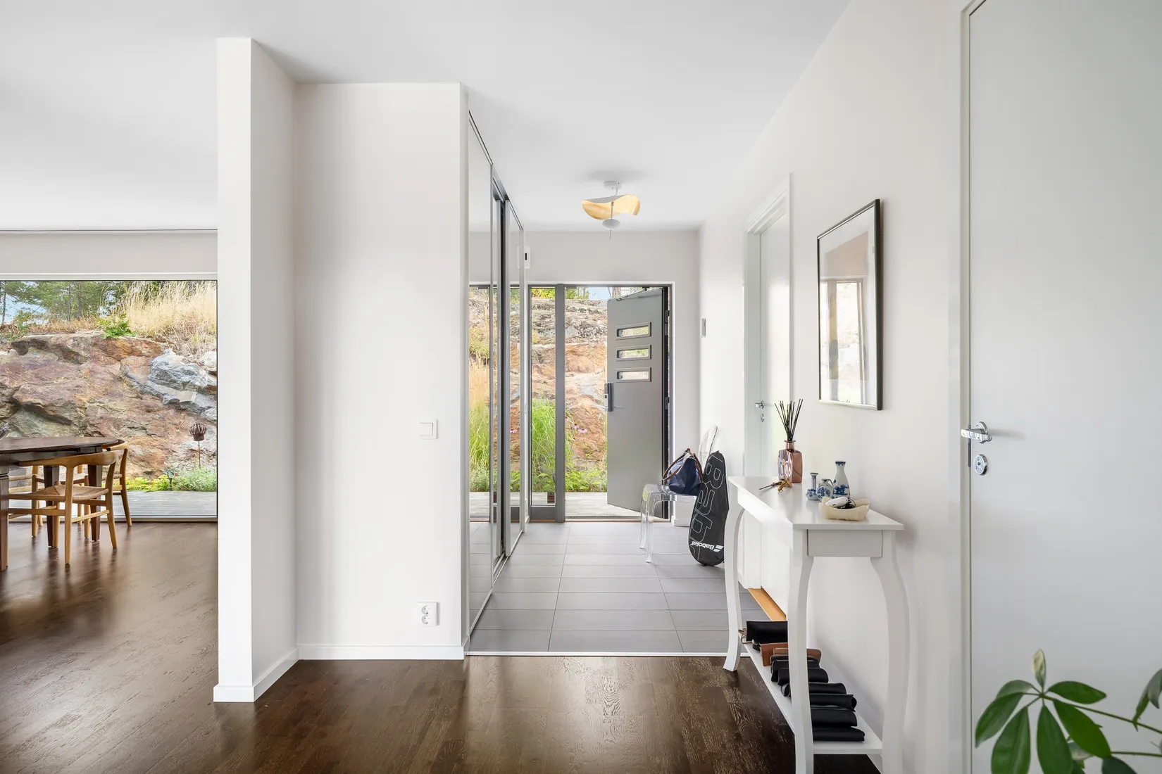 Radhus, Domherrevägen 4G, Ekerö Älvnäs, Ekerö