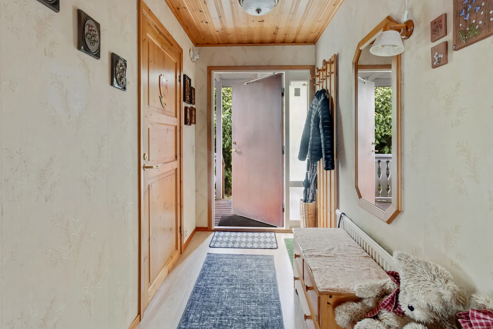 Radhus, Slagsta gårdsväg 7, Slagsta - Norsborg, Botkyrka
