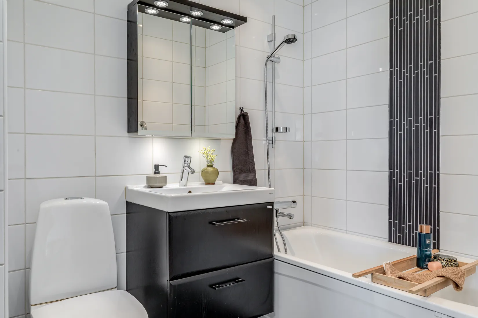 Radhus, Oshögavägen 9, Oxie Kyrkby, Malmö