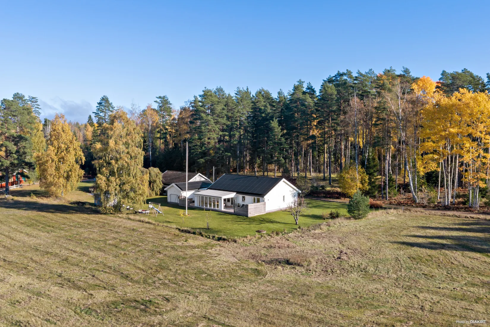 Villa, Mon Mobacka 8, Töreboda