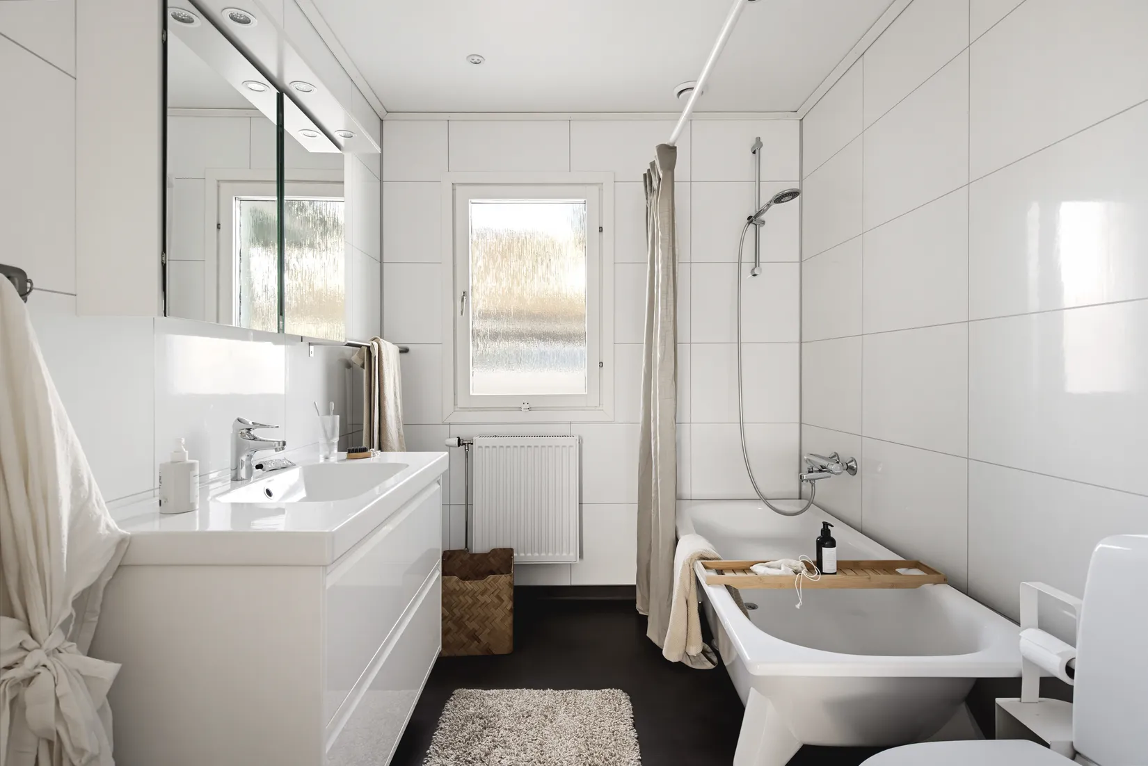 Villa, Backsippsvägen 4, Lövstalöt, Uppsala