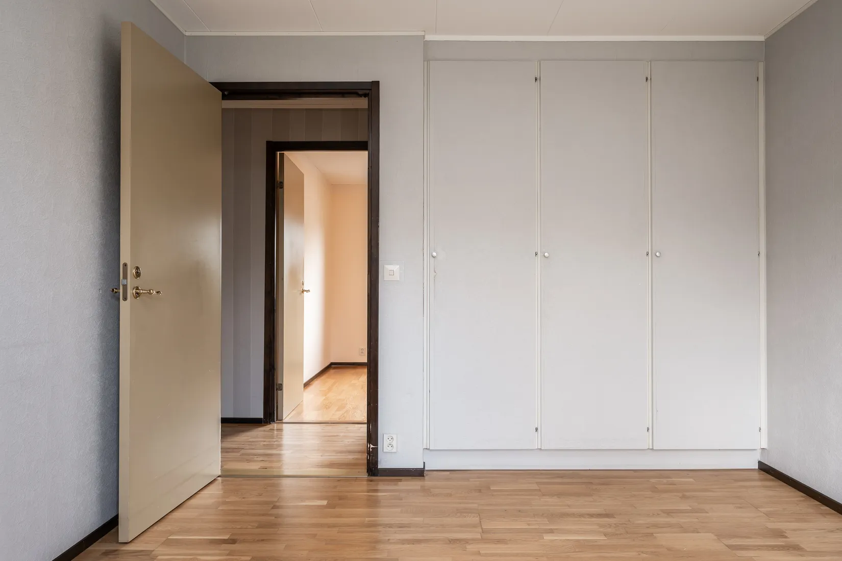 Radhus, Portalvägen 11, Hovshaga, Växjö