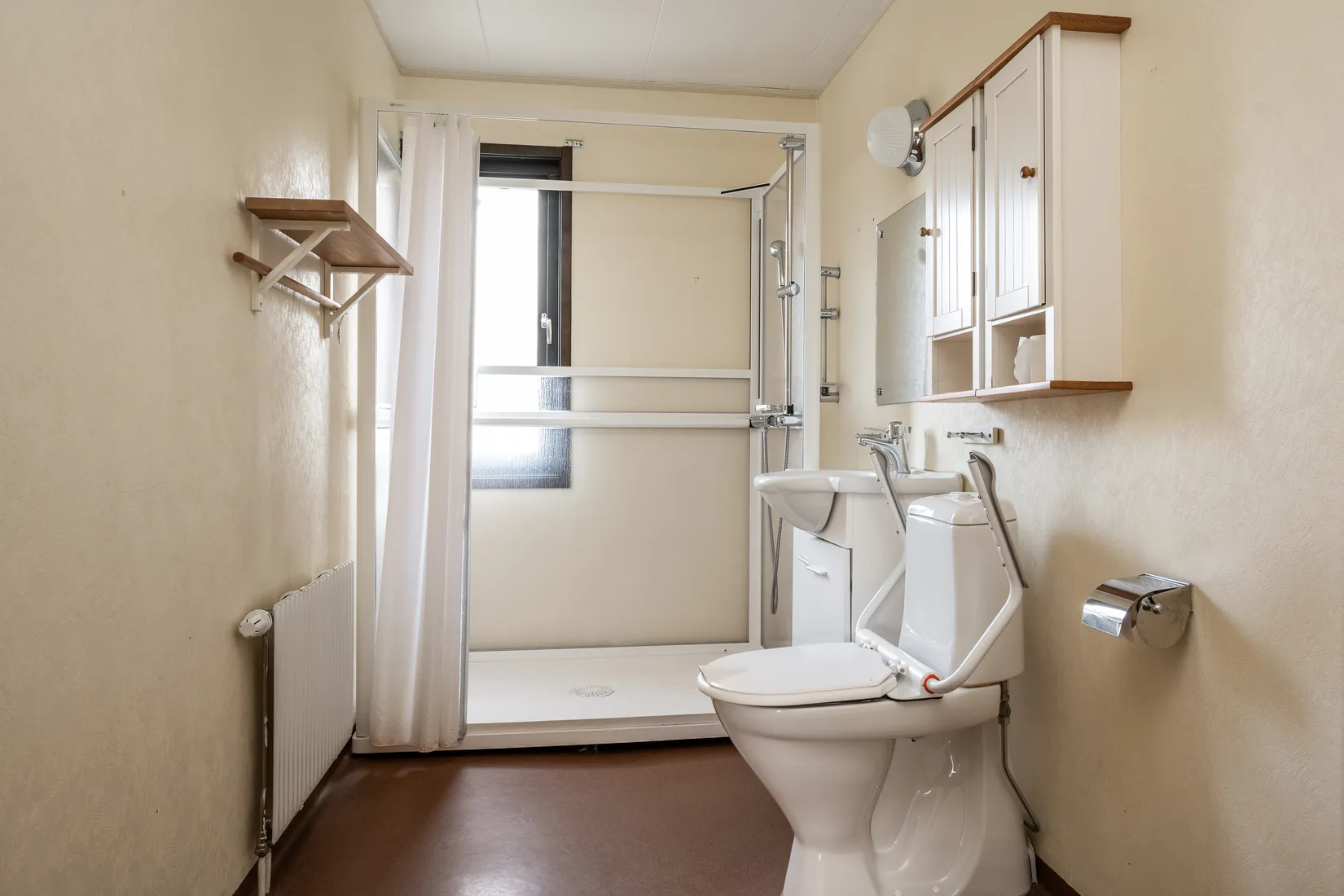 Radhus, Portalvägen 11, Hovshaga, Växjö